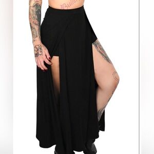 Foxblood Darla Maxi Skirt With Built In Shorts small. Never worn